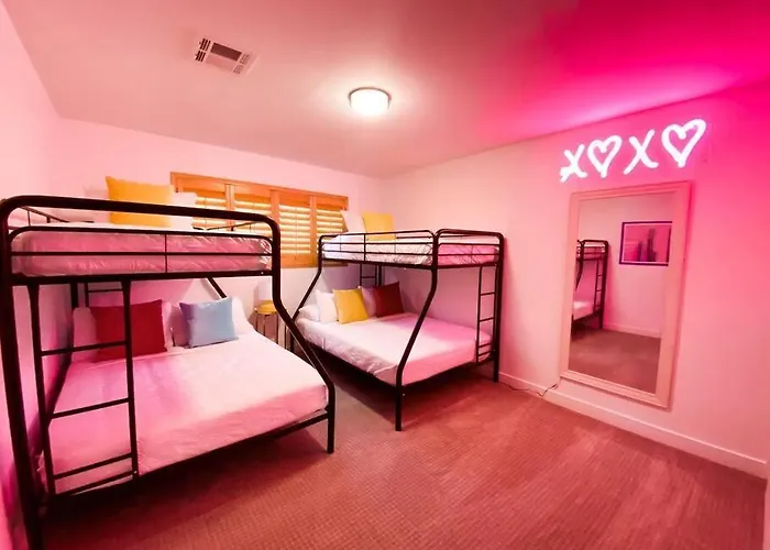 Oasis By Club - New Holiday home Scottsdale